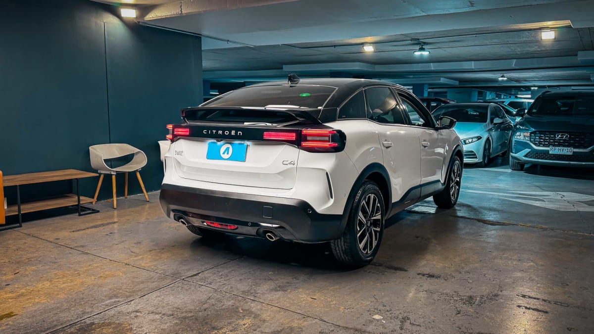 2025 Citroën C4 Max Blanco - Miniatura 4
