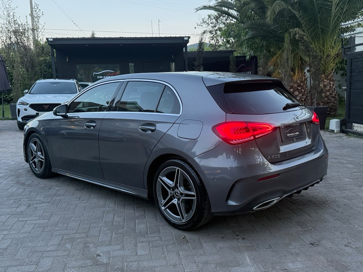 2019 Mercedes-Benz A200 Gris - Miniatura 6