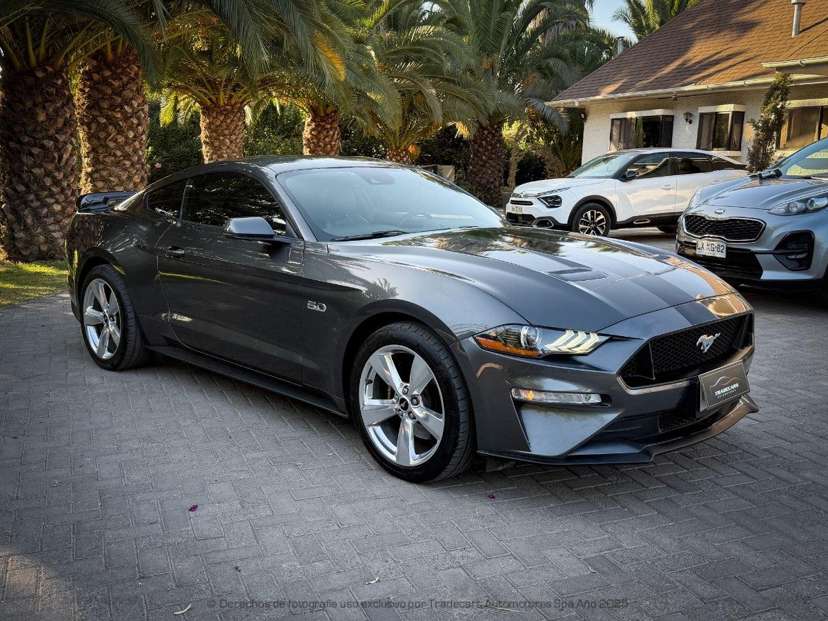 2019 Ford MUSTANG GT Gris - Miniatura 3