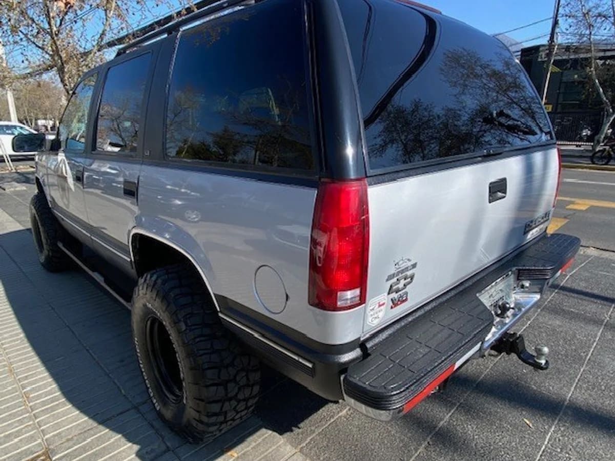 1995 Chevrolet Tahoe 5.7 - Miniatura 4