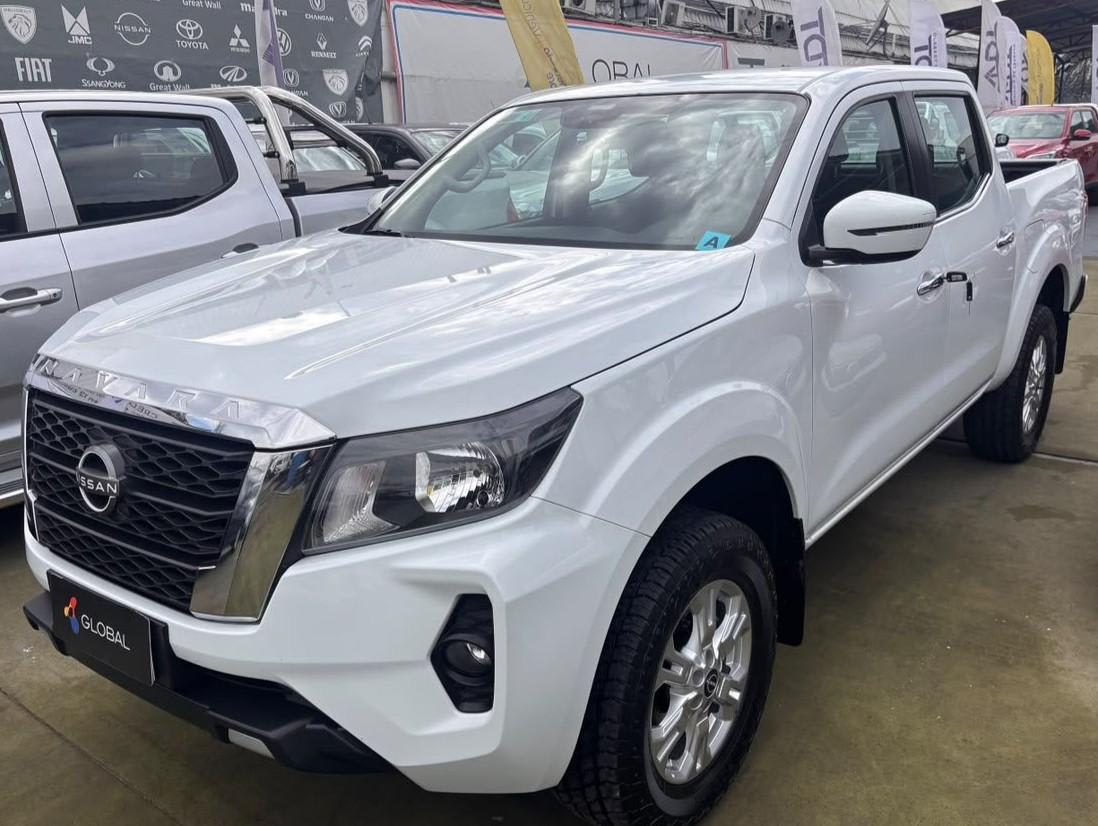 2023 Nissan NAVARA Blanco - Imagen 1