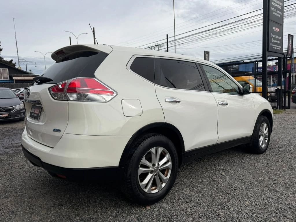 2016 Nissan X-TRAIL 2.5 - Miniatura 6