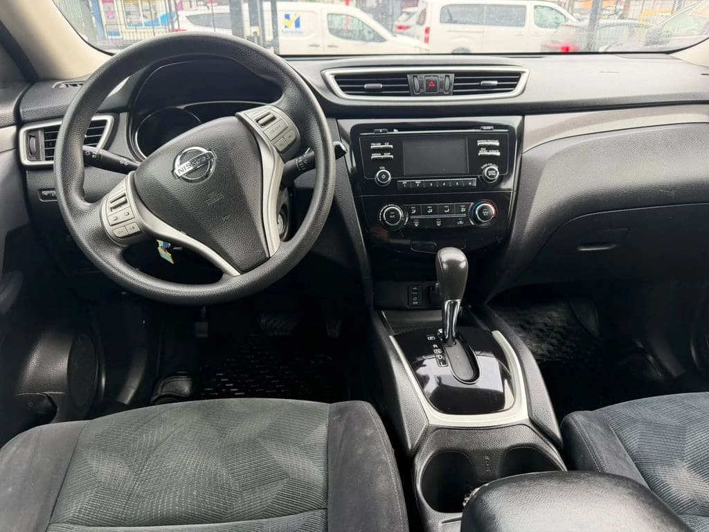 2016 Nissan X-TRAIL 2.5 - Miniatura 9