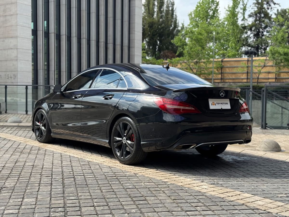 2020 Mercedes-Benz CLA 180 Blanco - Miniatura 6