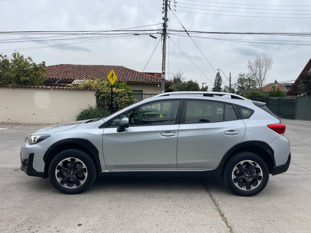 2023 Subaru XV 2.0 CVT Plata - Miniatura 4