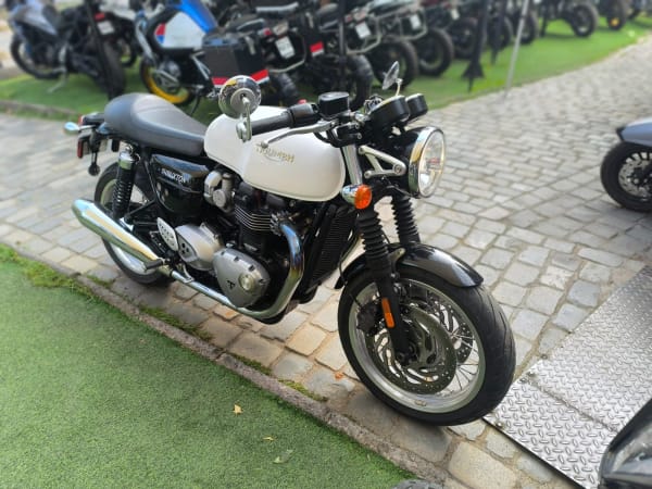 2017 Triumph Thruxton 1200 en venta - Metropolitana de Santiago