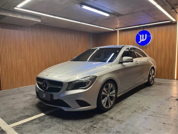 2016 Mercedes-Benz Cla 200 en venta - Metropolitana de Santiago