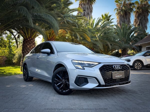 2022 Audi A3 Gris