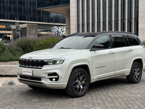 2023 Jeep COMMANDER Blanco