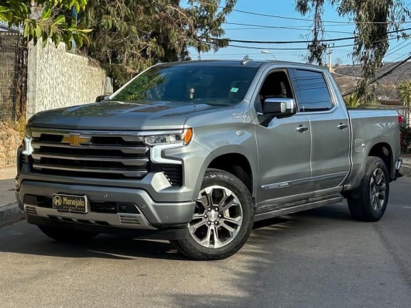 2023 Chevrolet SILVERADO HIGH COUNTRY DURAMAX 3.0 🇺🇸 en venta - Coquimbo