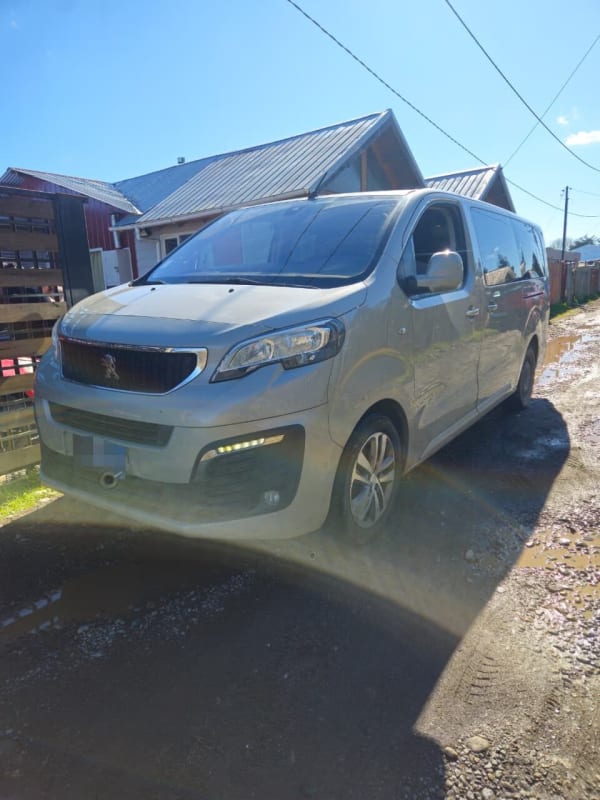 2021 Peugeot Traveller en venta - Los Lagos