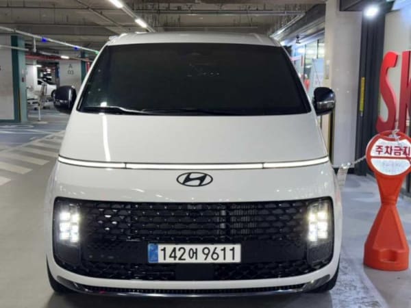 2025 Hyundai Staria en venta - importación a pedido