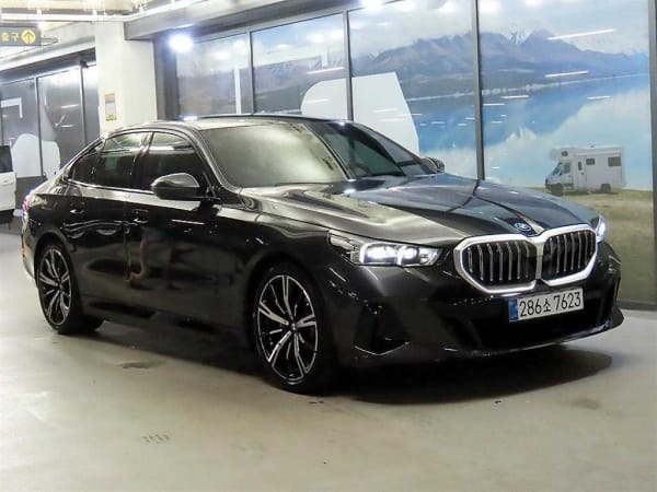 2026 BMW Serie 5 5 Series Ref 416011 Electricity Gray