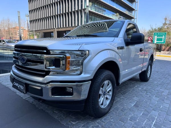 2019 FORD F 150 XLT GRISVersión