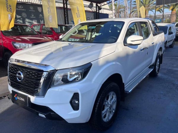 2021 Nissan NAVARA D CAB 2.3 en venta - Metropolitana de Santiago