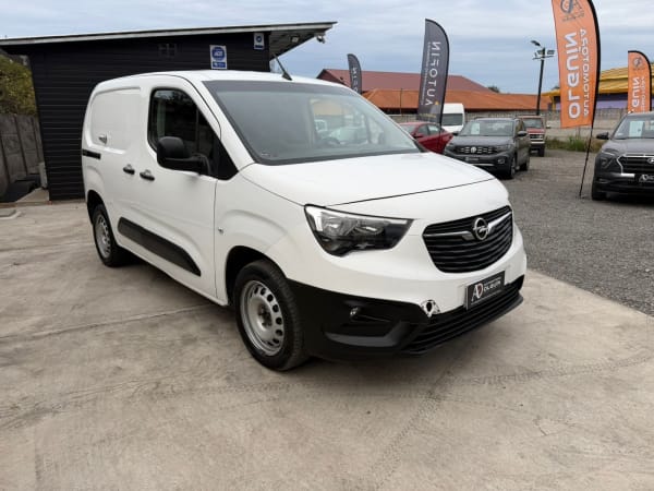 2022 Opel COMBO HDI L1 1.6 en venta - Maule