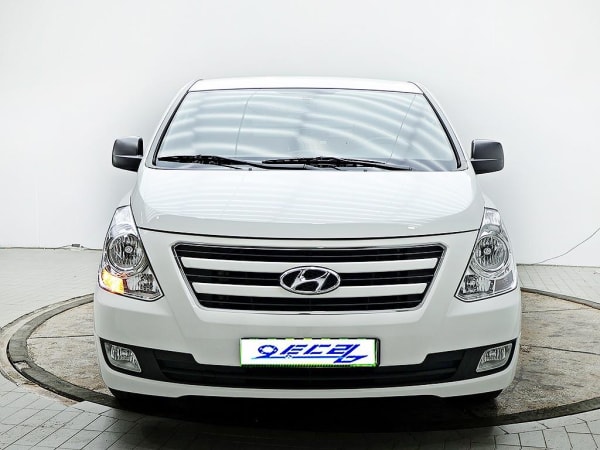 2017 Hyundai Starex en venta - importación a pedido