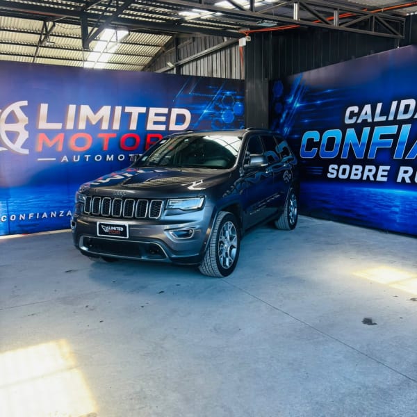 2021 Jeep GRAND CHEROKEE LTD 4X4 3.0 AUT en venta - La Araucanía