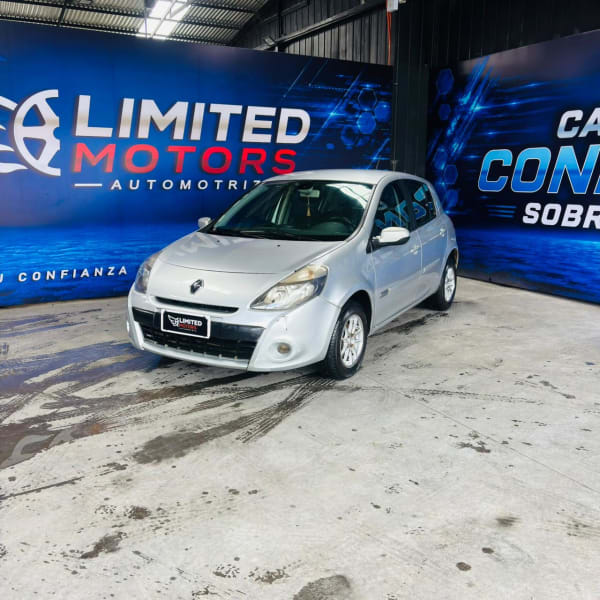 2012 Renault CLIO III HB DYNAMIQUE 1.6 en venta - La Araucanía