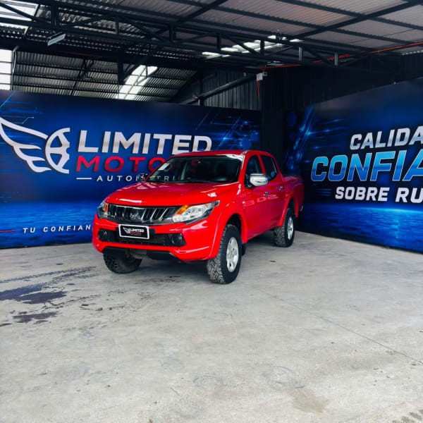 2019 Mitsubishi L200 KATANA CRT 4X4 2.4 en venta - La Araucanía
