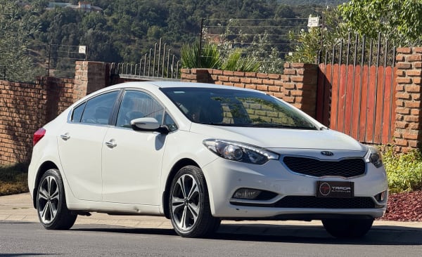 2015 Kia Cerato en venta - Valparaíso