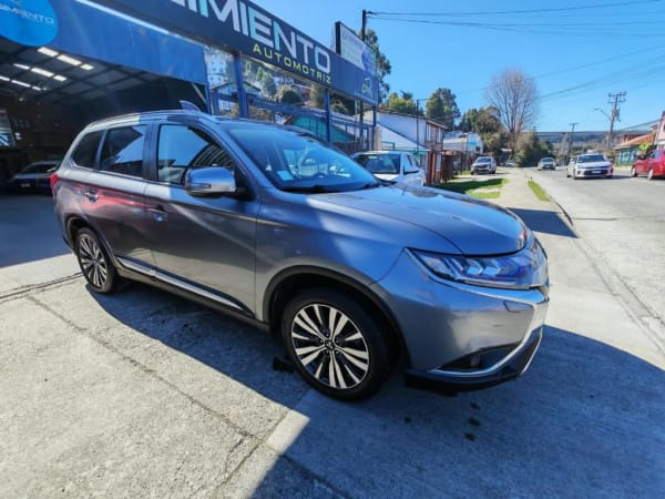 2022 Mitsubishi Outlander en venta - Los Lagos