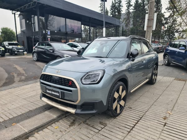 MINI Countryman 2.0 Verde Smokey Green