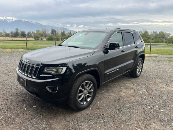 2014 Jeep GRAND CHEROKEE LAREDO Negro