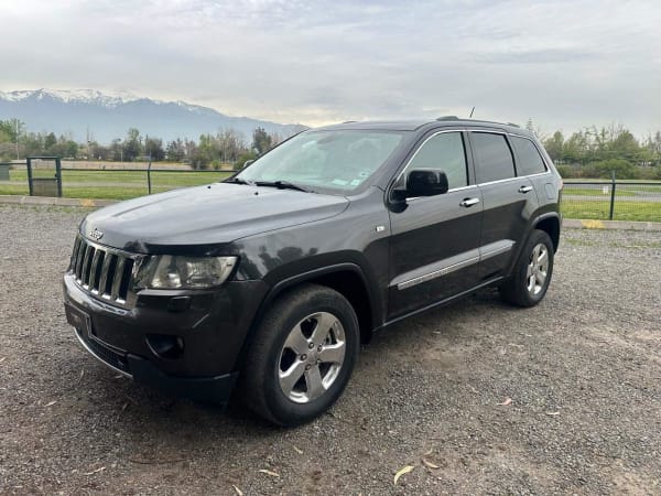 2011 Jeep GRAND CHEROKEE LIMITED Negro
