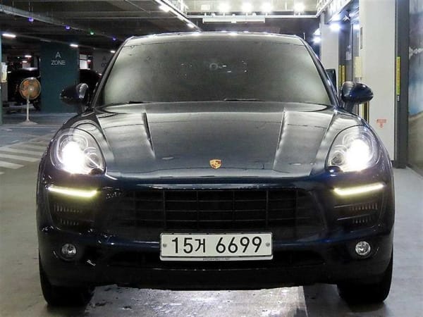 2015 Porsche Macan Gasoline Azul