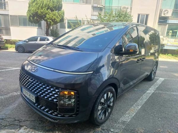 2023 Hyundai Staria Ref 419976 Electricity Gris