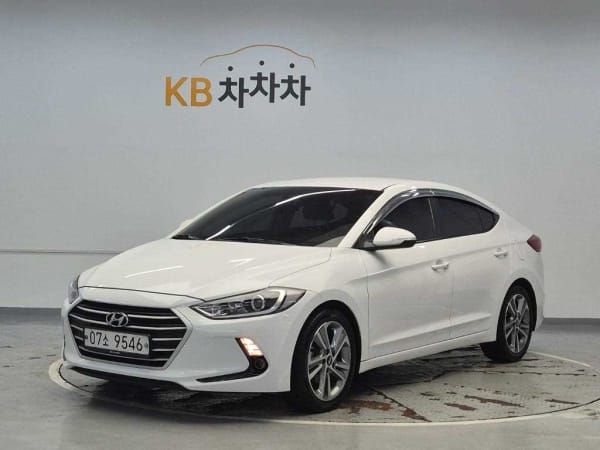 2018 Hyundai Avante AD Blanco