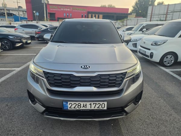 2021 Kia Seltos Diesel Gris