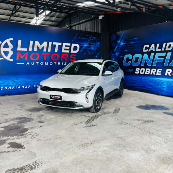 2025 Kia K3 CROSS EX 1.4 en venta - La Araucanía