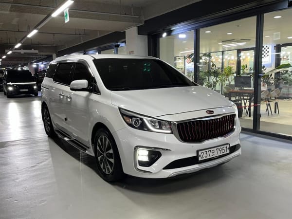 2018 Kia Carnival en venta - importación a pedido