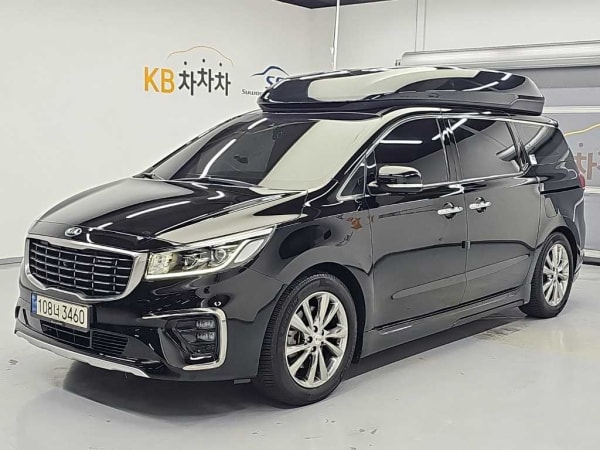 2020 Kia Carnival Gasoline Negro