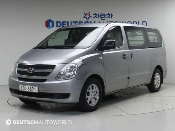 2011 Hyundai Starex Van