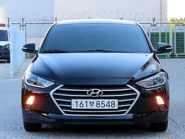 2017 Hyundai Avante en venta - importación a pedido