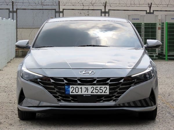 2023 Hyundai Avante en venta - importación a pedido