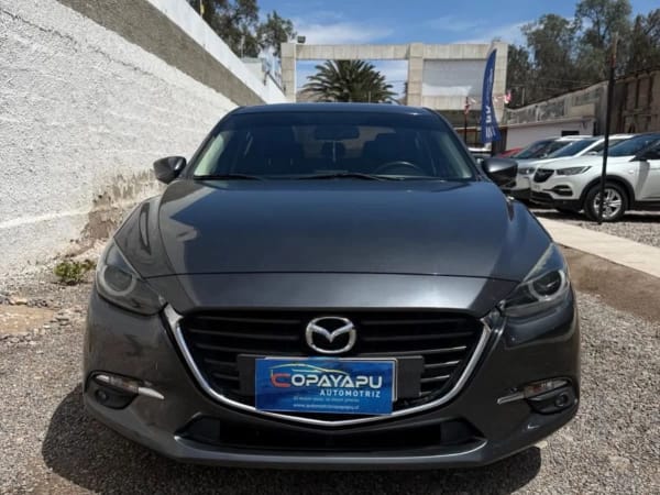 2017 Mazda 3 2.0 Gris