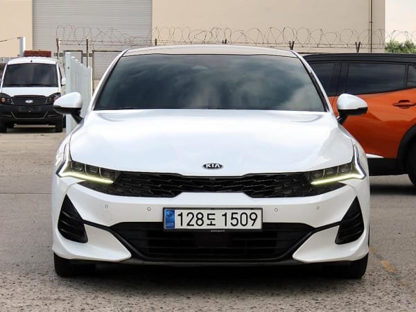2021 Kia K5 en venta - importación a pedido