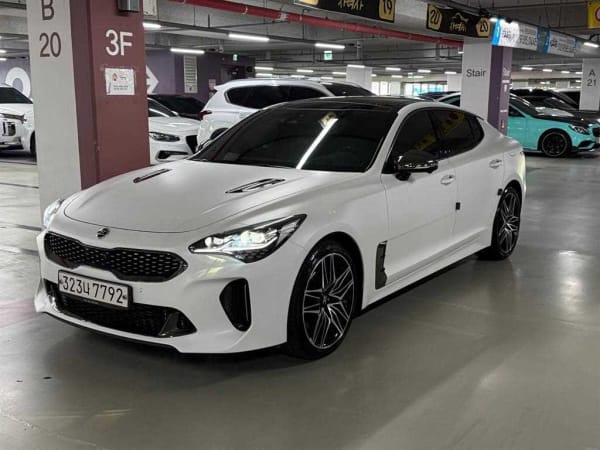 2021 Kia Stinger en venta - importación a pedido