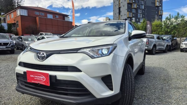 Toyota Rav4 2.0 Blanco
