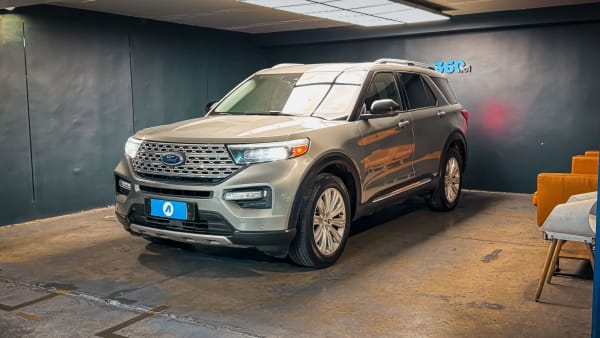 2021 Ford Explorer Limited Gris