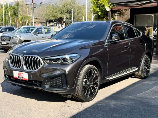 2023 BMW X6 EXECUTIVE Gris