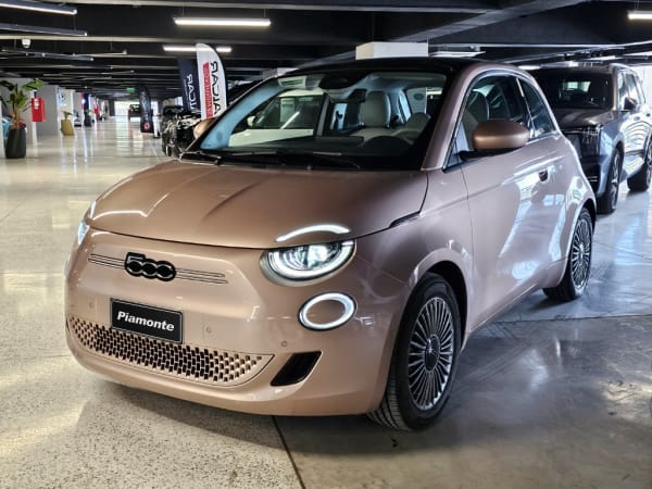 2024 Fiat 500 0.0