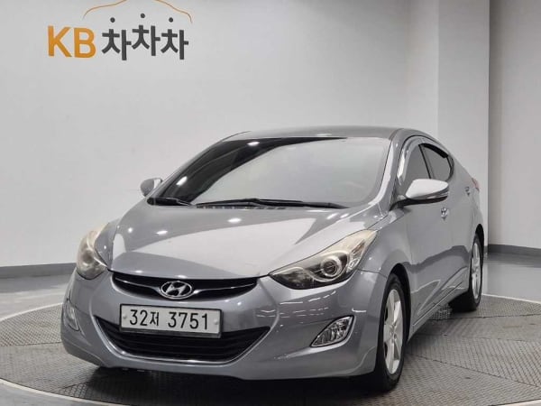 2014 Hyundai Avante en venta - importación a pedido