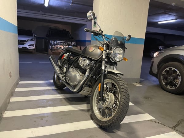 2021 Royal Enfield Interceptor 650 STANDARD Gris