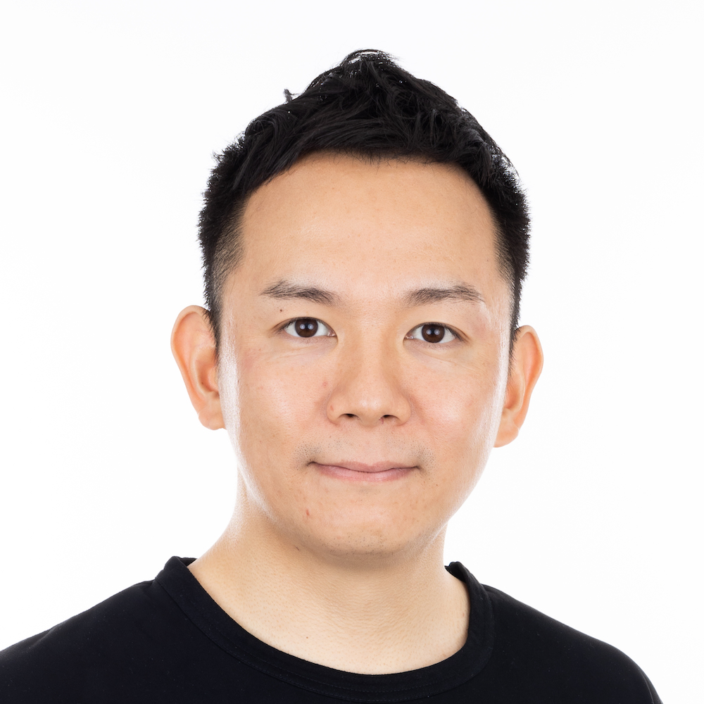 Tomo Takano headshot