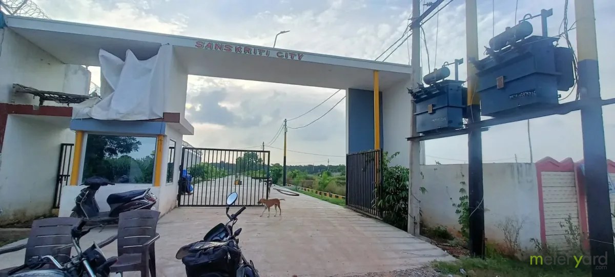 Property main image